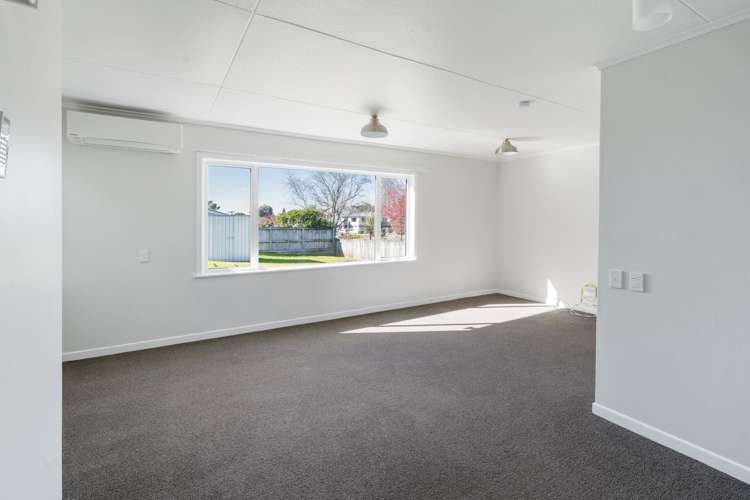 1 Russell Place Brookfield_3