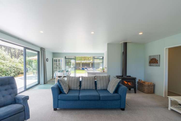 904 Te Oka Bay Road Little River_10