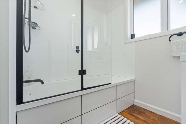 14 Claxton Place Saint Martins_10