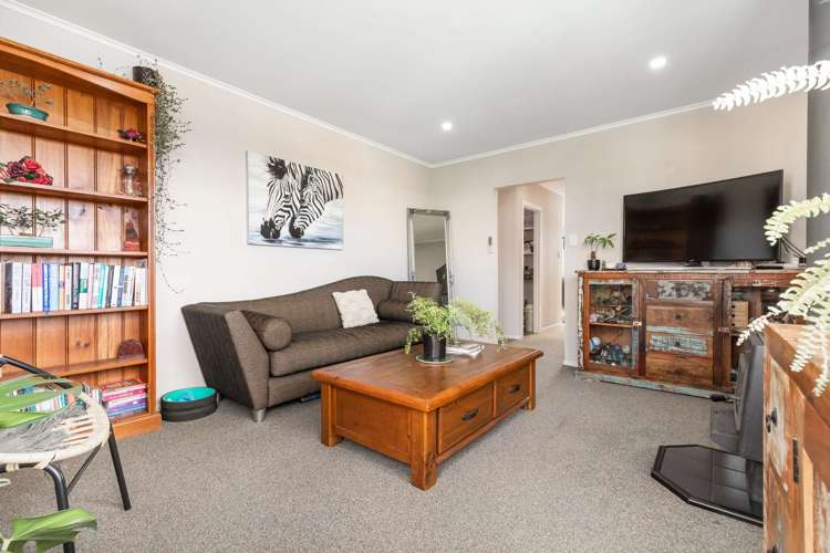 126 Levers Road Matua_12