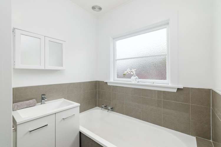 74 Rowan Avenue Aranui_7