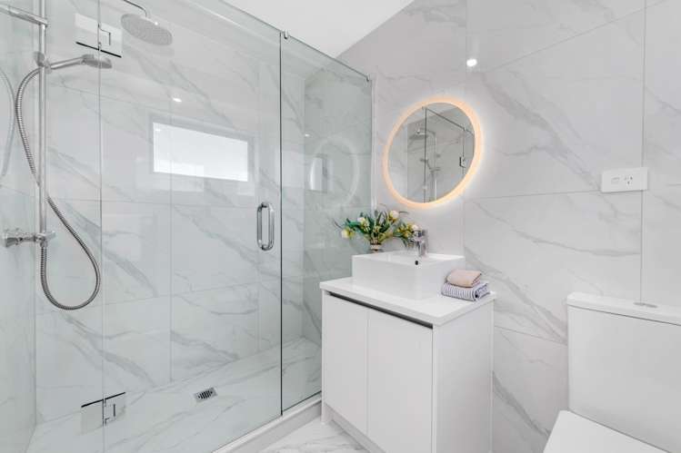 22A Hearth Street Flat Bush_13