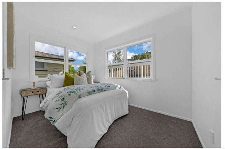 26 Ted William Street New Windsor_11