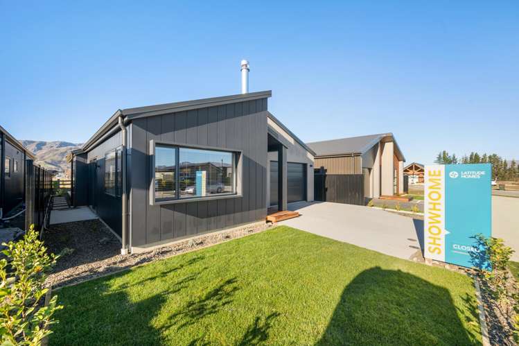 174 Burdon Loop Lake Hawea_24