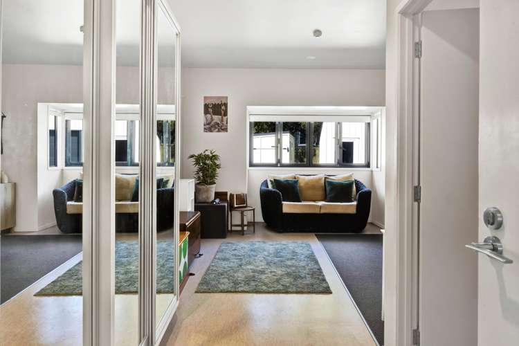 32 Fox Street Opunake_17