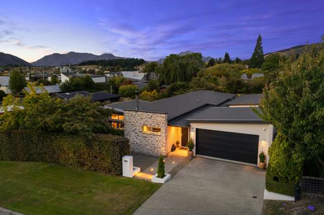 Generous living in a premium Wanaka pocket