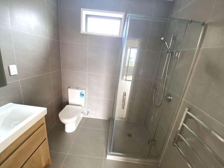 1 Waipuhinui Way Wiri_10