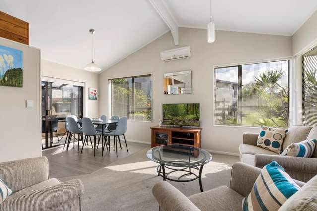 8 Dillon Way Otumoetai_4