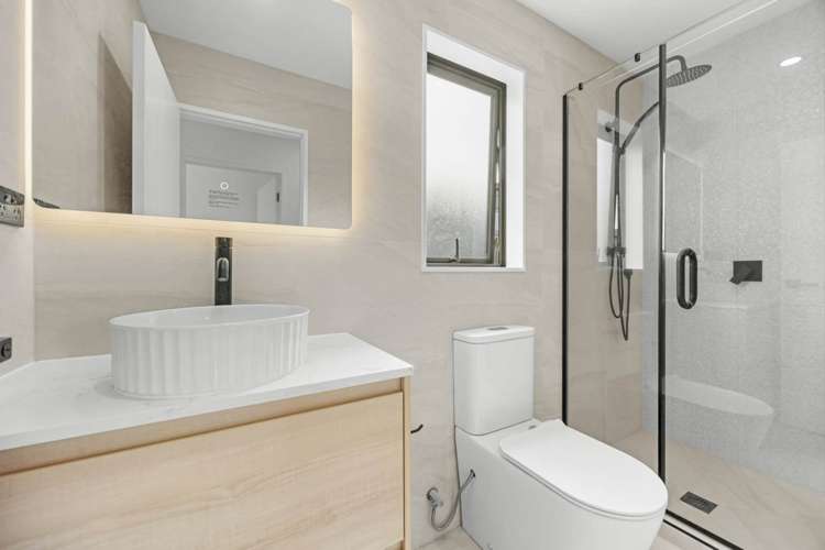 2/69 Walworth Avenue Pakuranga Heights_6