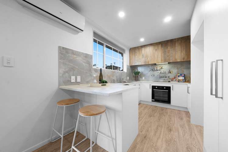 8 Nykki Place Papakura_5