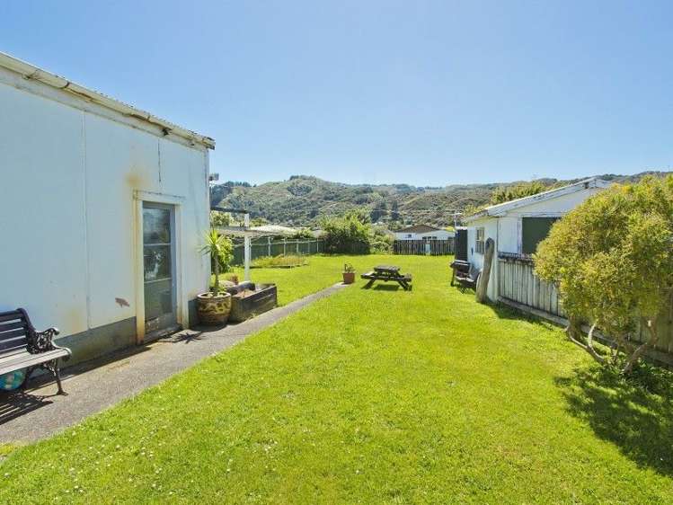 27 Bledisloe Crescent Wainuiomata_10