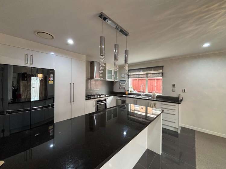 36 Dromoland Drive Flat Bush_2