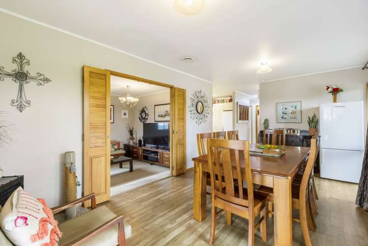 39 Lakeside Drive Pahurehure_5