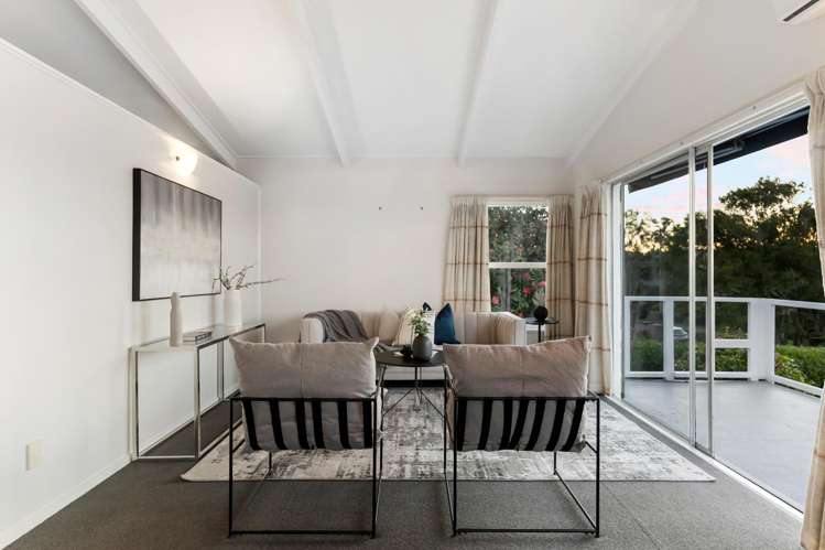 36 Mayfair Crescent Mairangi Bay_9