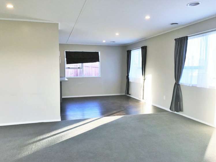 18 Morning View Titahi Bay_7