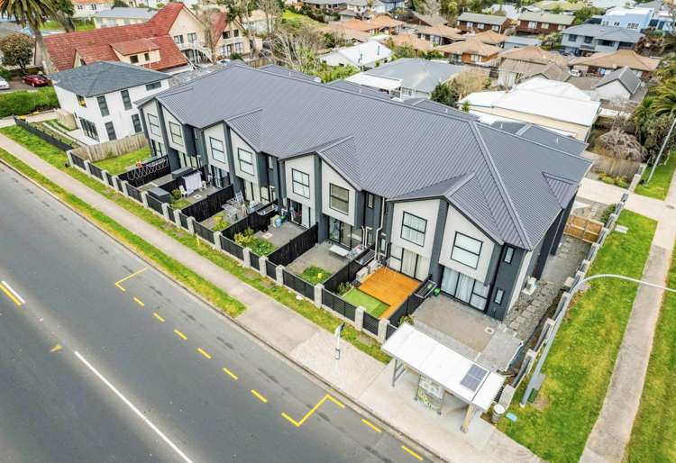 2/55 GREAT SOUTH ROAD Papakura_15