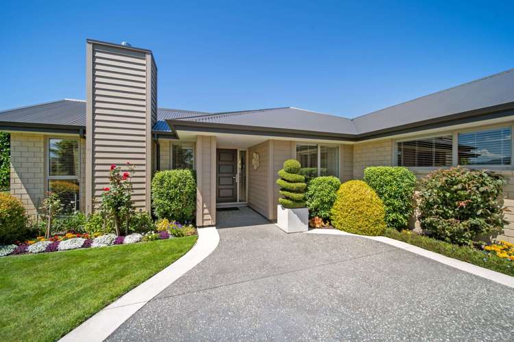 48 Hagart-Alexander Drive_0