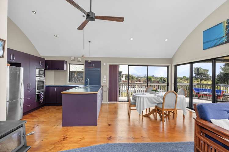 14a Wakanoi Place Waihi Beach_12