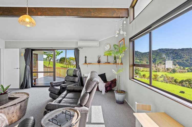 68 Valley View Road Otaika_31