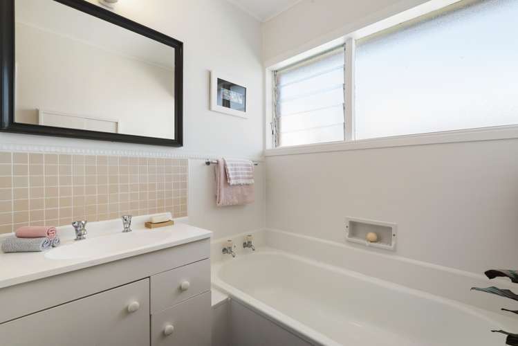 1a Coronation Street Belmont_17