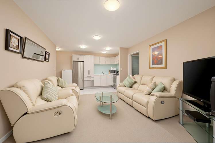 77 San Marino Drive West Henderson_30