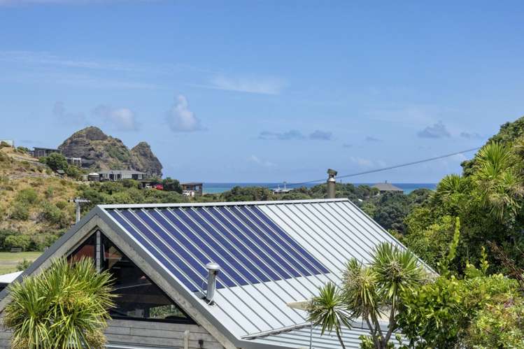 24 Seaview Road Piha_3