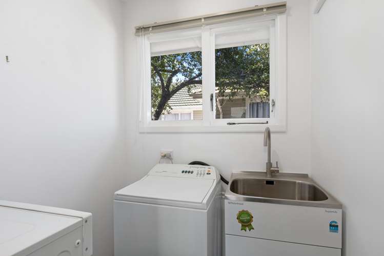 38 Daniels Road Redwood_11