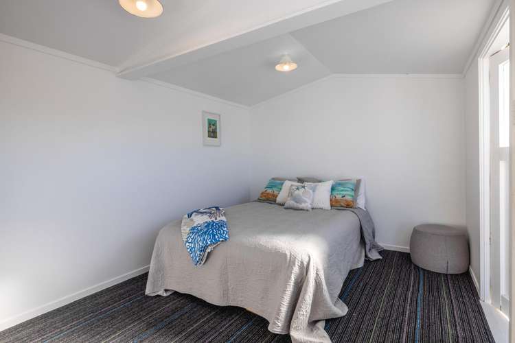 22 Marama Avenue Surfdale_18