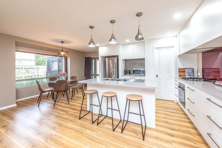 16 Waharua Place Tawhero_2