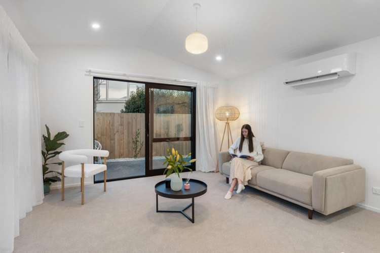 10/213 Gordon Road Mosgiel_4