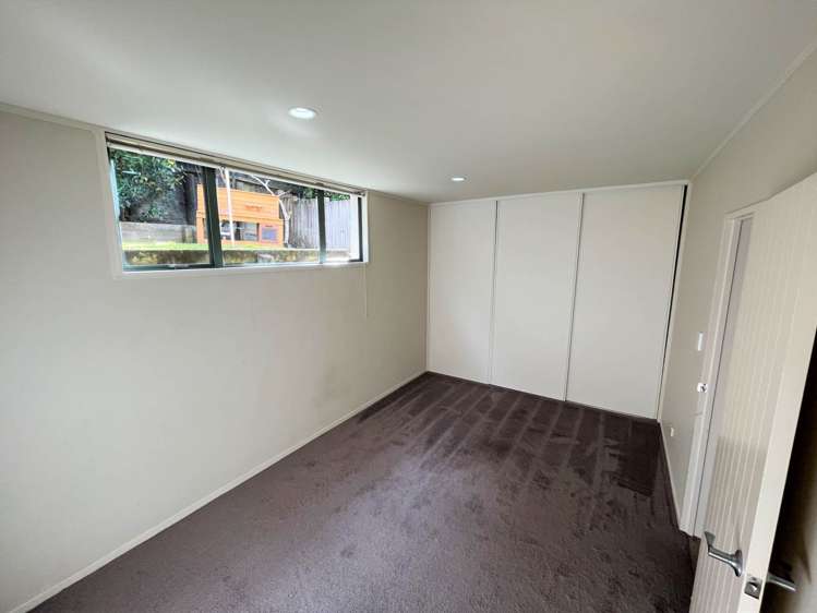 239 Alec Craig Way Gulf Harbour_14