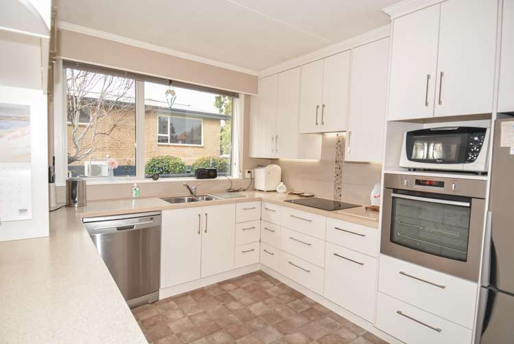 112 Wilton Street Windsor_1