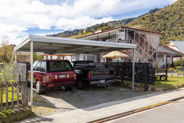 314 Waikawa Road Waikawa_22