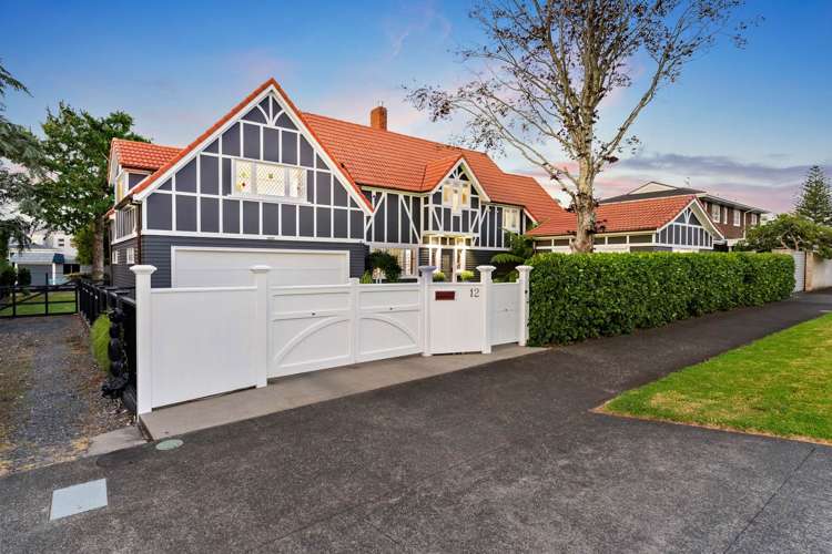 12 & 12A Springcombe Road St Heliers_40