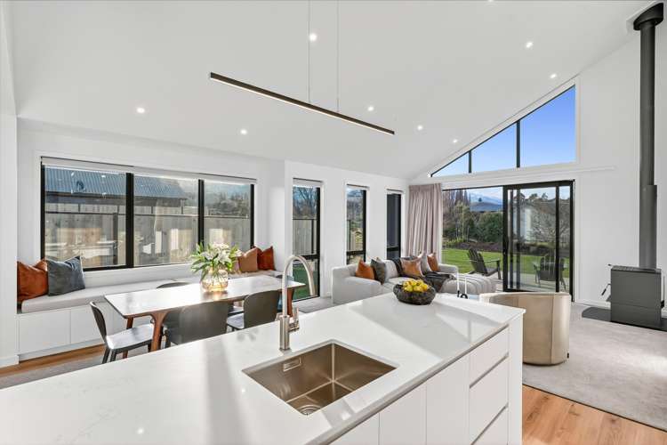 49 Magnum Drive Cromwell_2