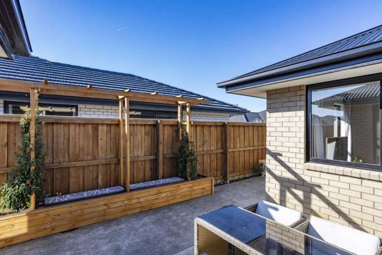 14 Northmoor Boulevard Rolleston_8