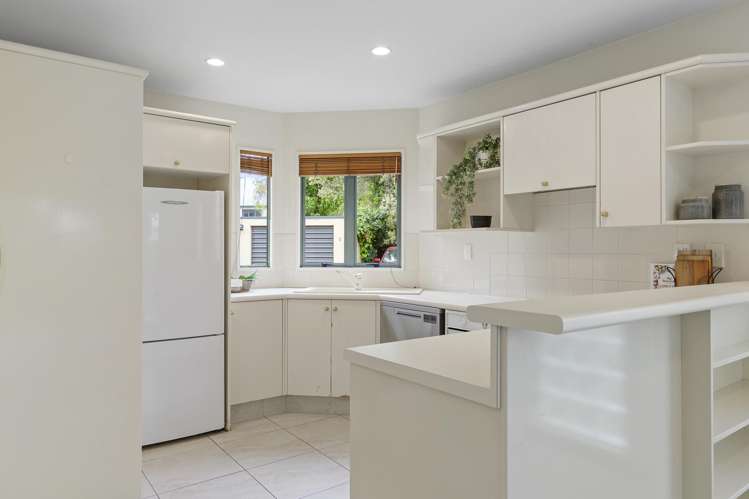 2/28 Derby Street Saint Albans_10