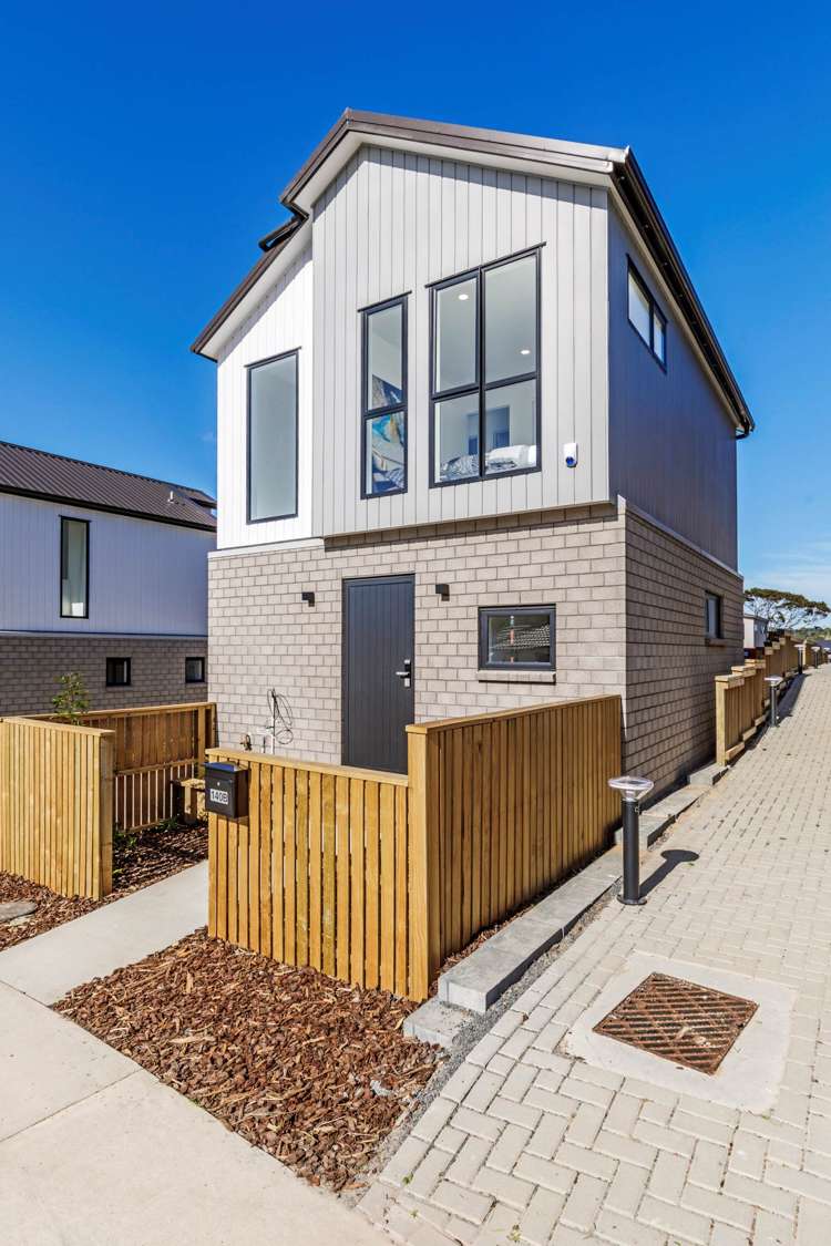 140b Tiriwa Drive Massey_6