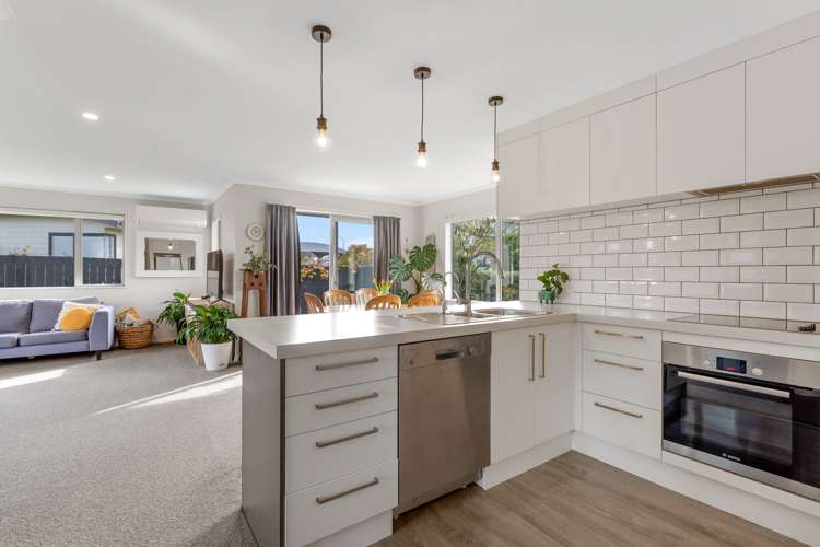 6 Somerville Lane Brightwater_12