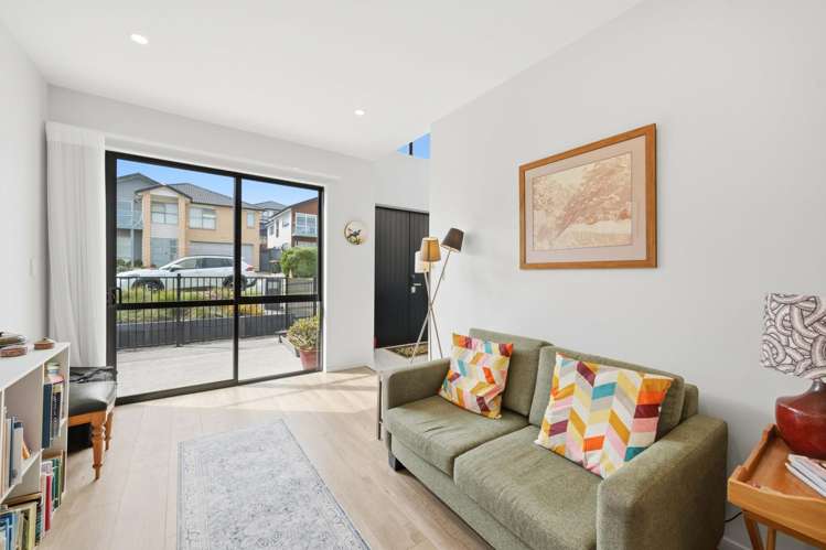 11 Black Shed Road Flat Bush_11