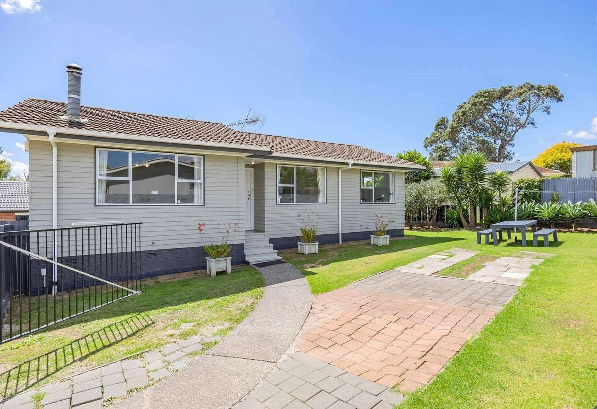 52 Hobart Crescent Wattle Downs_0