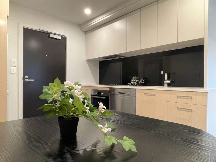 203/70 Anzac Avenue City Centre_4