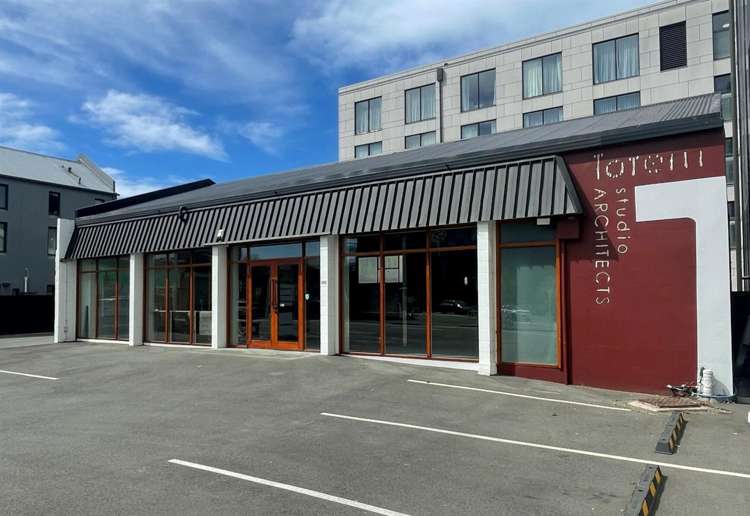 382 Montreal Street_0