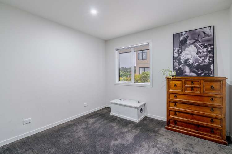 32 Brook Street Riverton_12