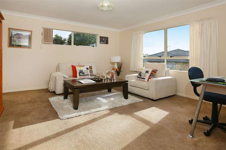 9 Chardonnay Rise Henderson_13