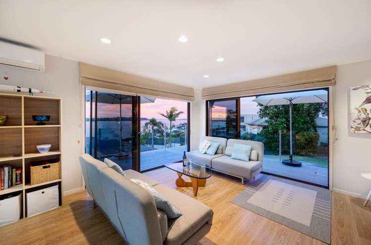 12 Bucklands Beach Road Bucklands Beach_16