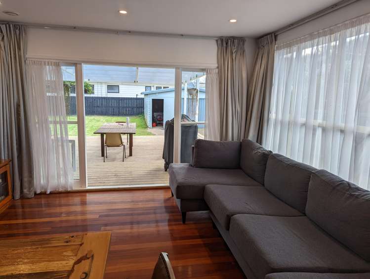 55 Sullivan Avenue Mangere Bridge_3