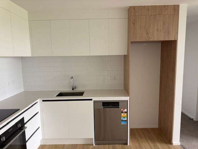 9/6 Treasure Lane Te Atatu South_2