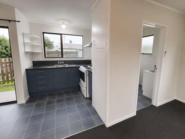 19 CARLISLE STREET Greerton_13