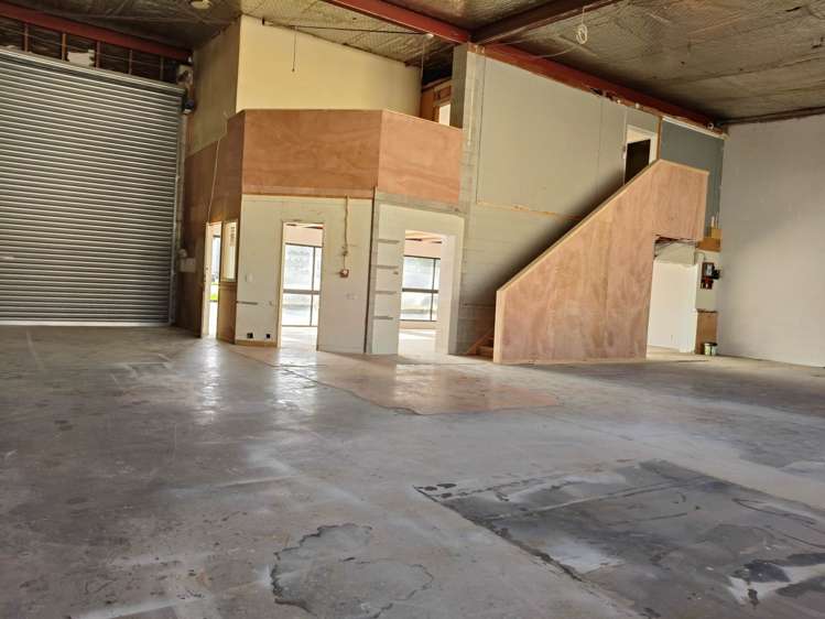 Unit 2/570 Swanson Road Ranui_3